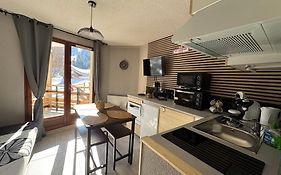 Studio Au Pied Des Pistes Avec Acces Prive De La Terrasse